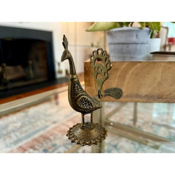 Vintage Solid Brass Peacock Figurine Etched Bird Card Holder Boho Animal Display - Picture 2 of 10